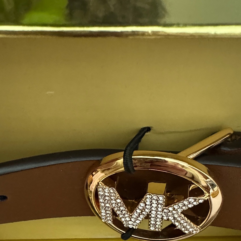 Michael Kors Brown Leather Belt with Gold MK Logo NIB - Picture 4 of 5